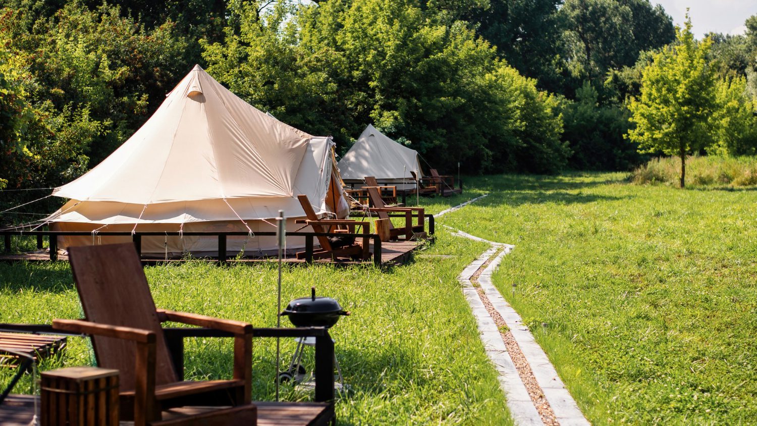 camping vs glamping_2
