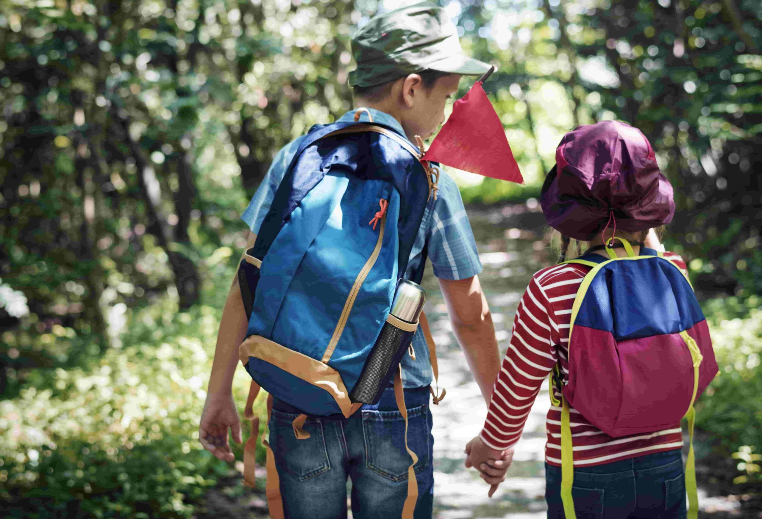 hiking with kids_5-min