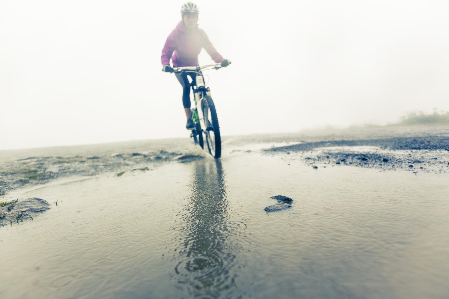 rainy mountain biking tips_1
