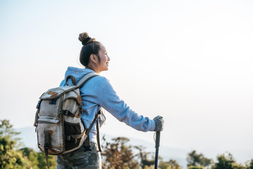 benefits of hiking for health_thumb-min