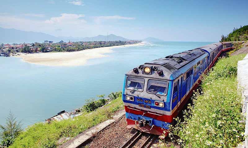 train journey through Vietnam_2