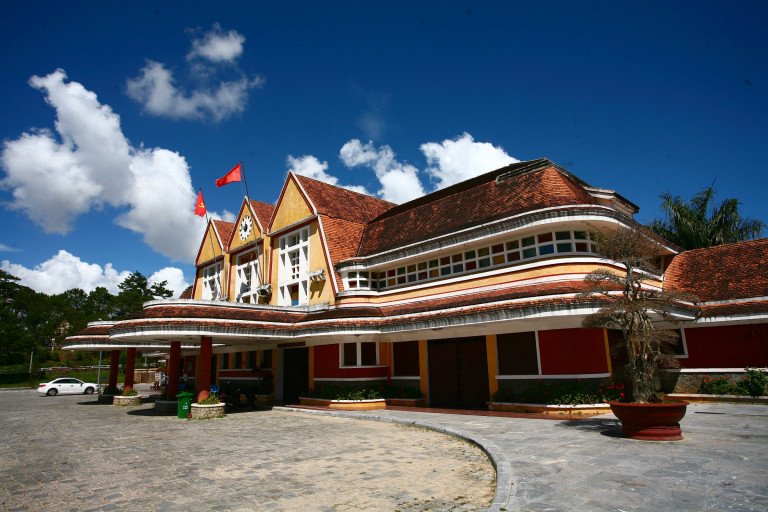 Da Lat French colonial architecture_1