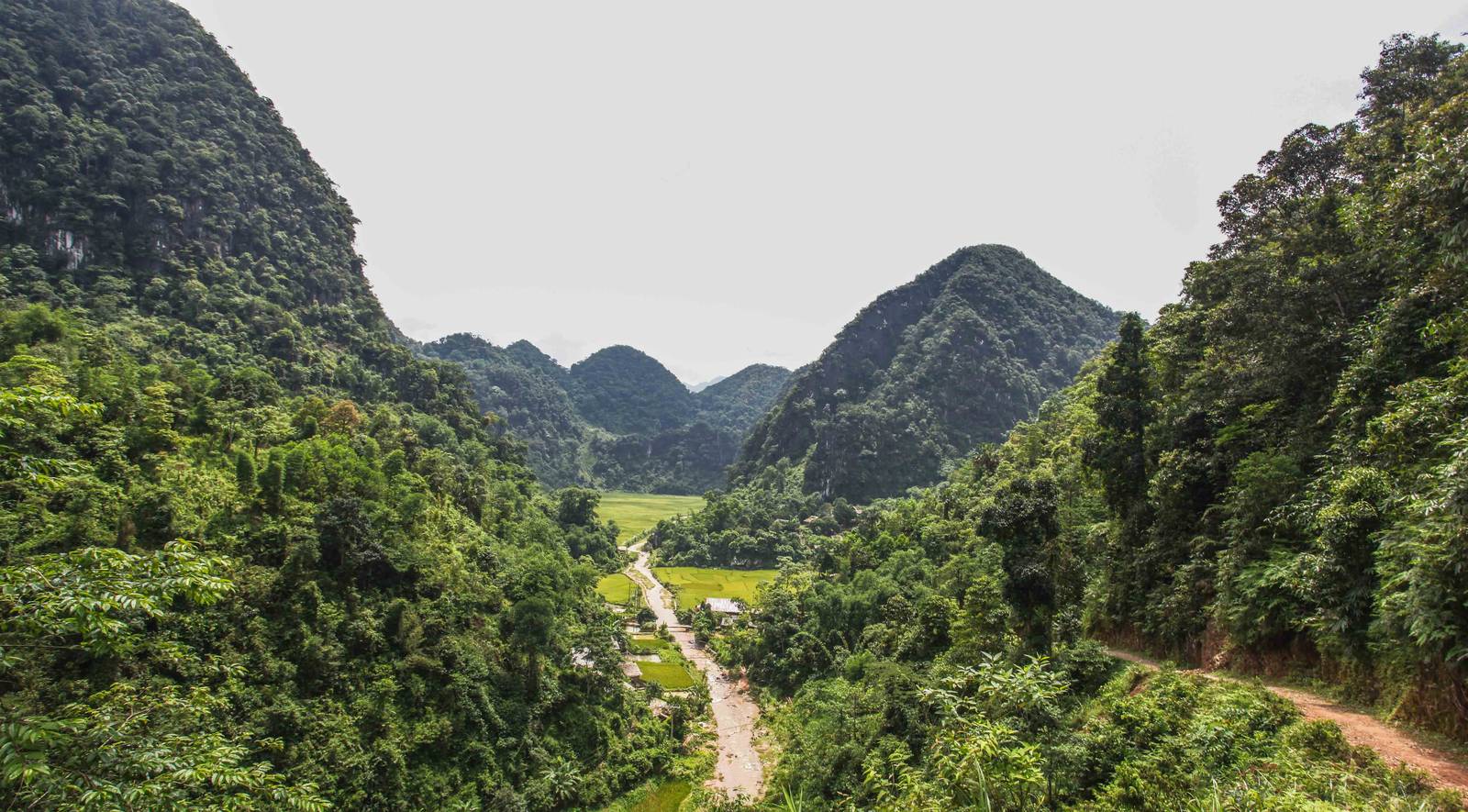 authentic travel Vietnam_5