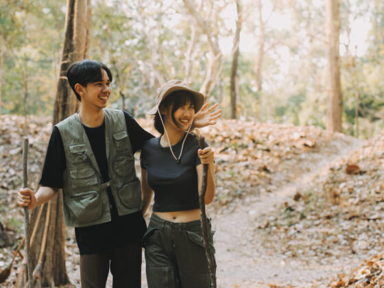 couples adventure travel_thumb