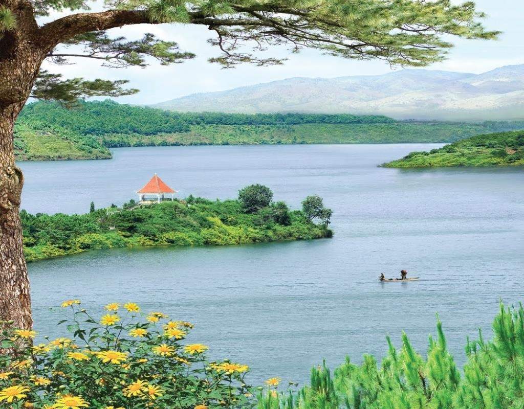 empowering trips for women_thumb