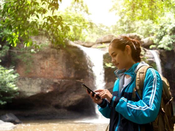 hiking with technology_3