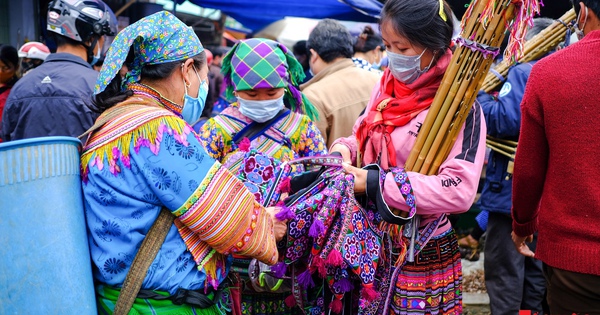 Bắc Hà Sunday market_6