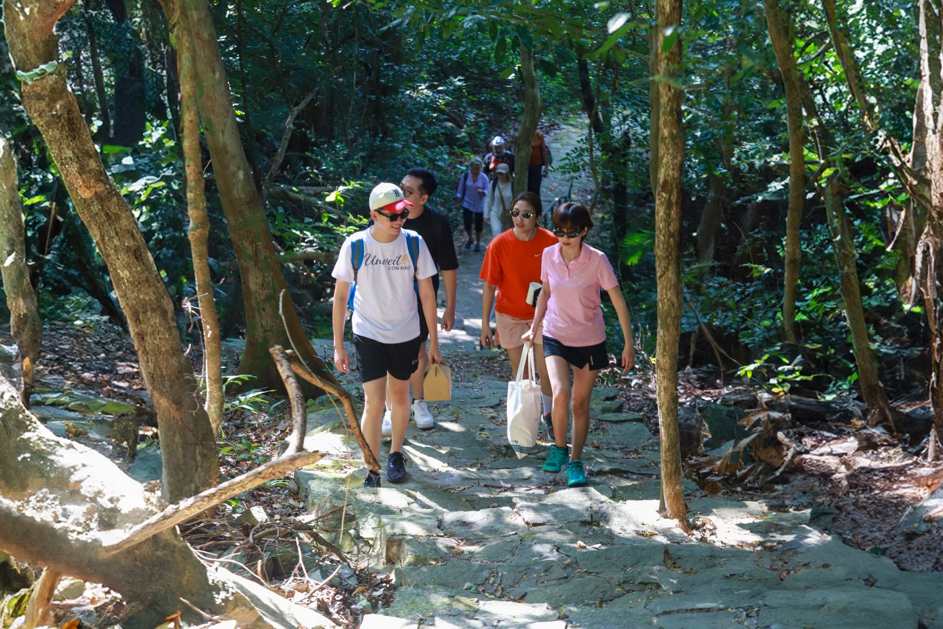 Côn Đảo National Park trekking_2