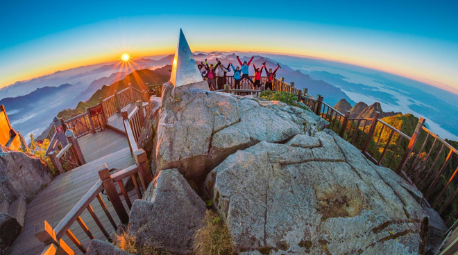 Fansipan trekking guide_8