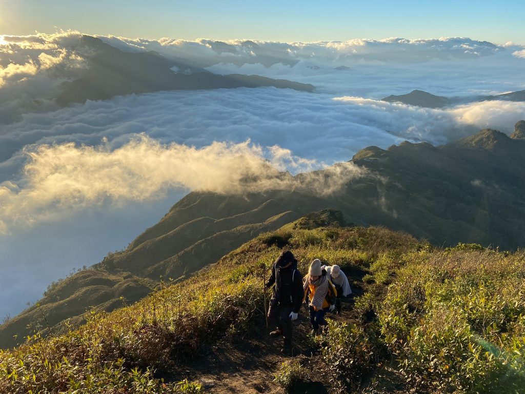 Lảo Thẩn mountain trek_thumb