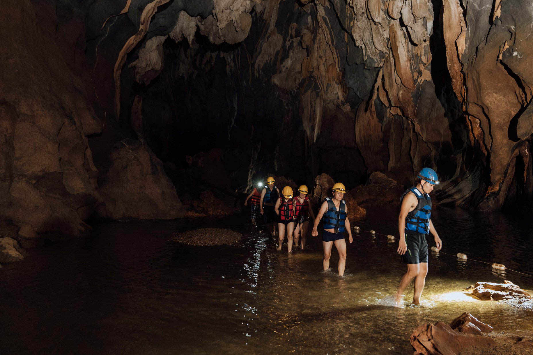 Phong Nha cave trekking_4
