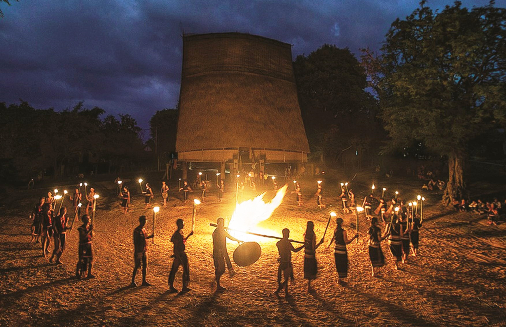 Tây Nguyên campfire experience_2