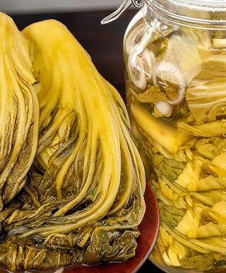 Unique Vietnamese fermented snacks_thumb