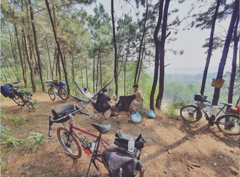 Vietnam biking camping_1