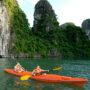 kayaking in Hạ Long Bay_thumb