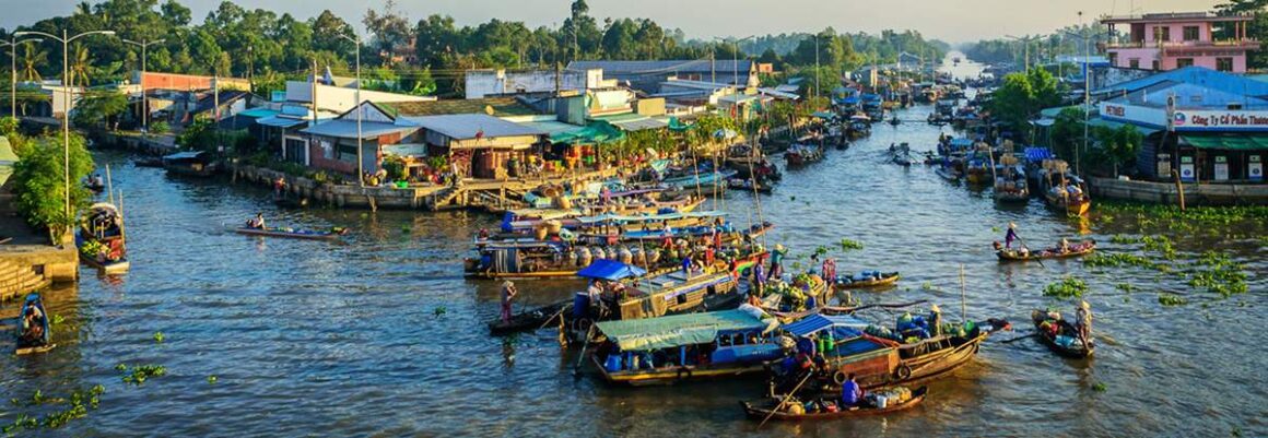 Chợ nổi Ngã Năm Cần Thơ