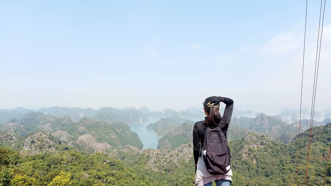 solo vs group trekking in Vietnam_1