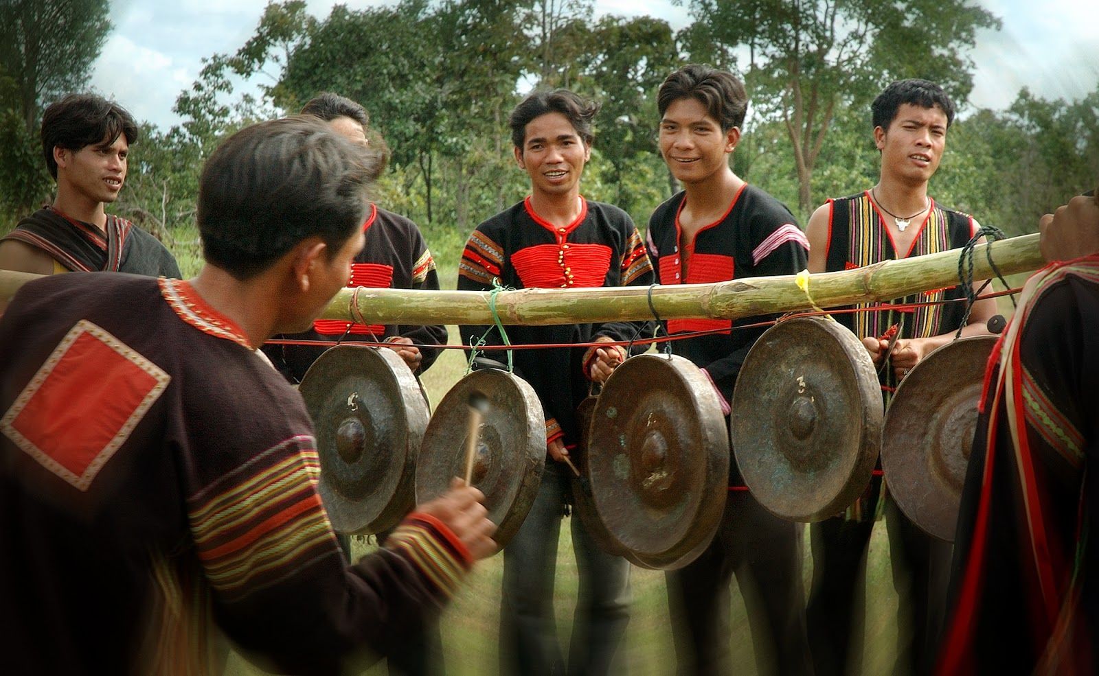 Gong culture Vietnam_2