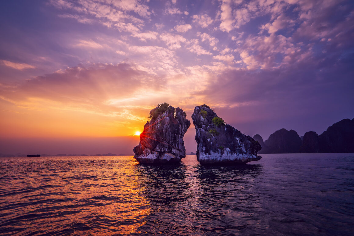 Best things to do in Halong Bay_thumb