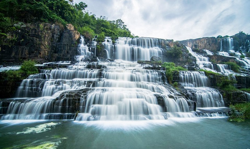 Best waterfalls in Vietnam_thumb