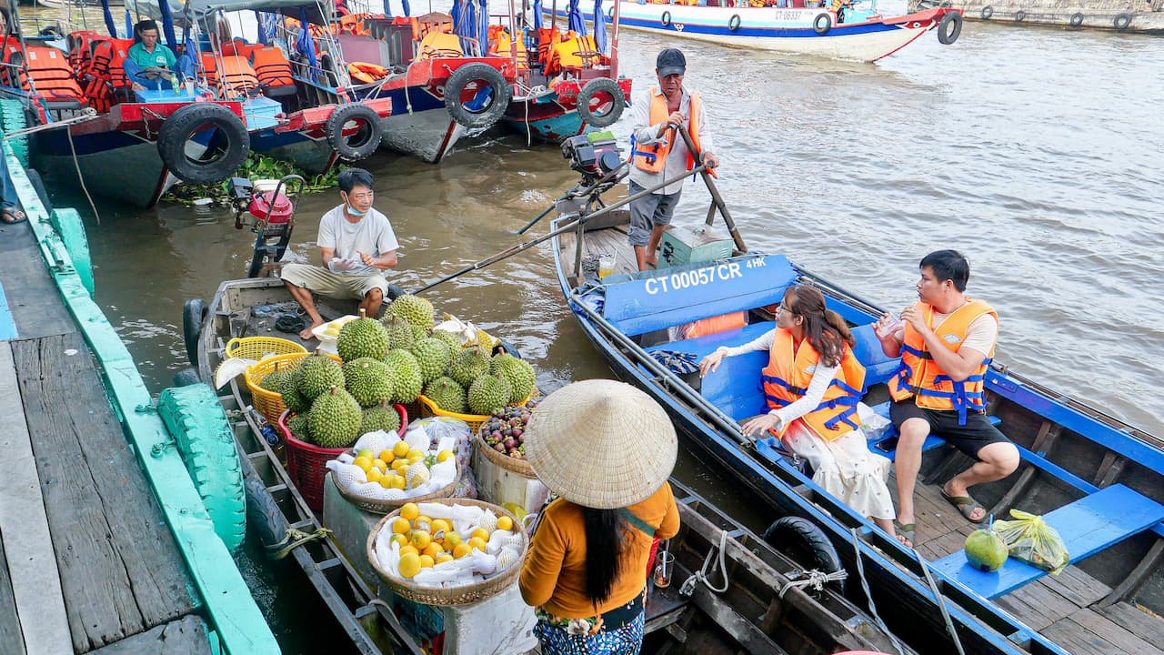 Cai Rang floating market_4