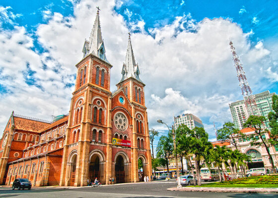 Colonial architecture Saigon_thumb