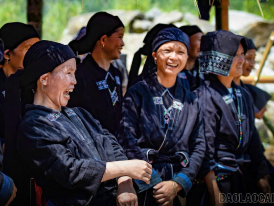 La Chi people culture_thumb