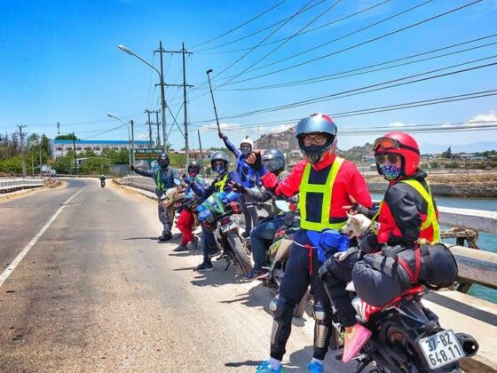 Motorbike rental Vietnam_thumb