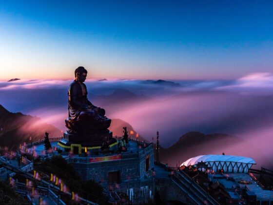 Sacred mountains Vietnam_thumb