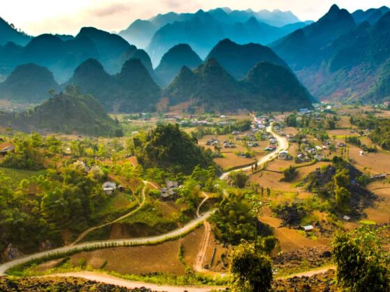 Vietnam beyond beaches_thumb