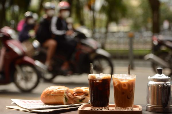 Vietnam cafe culture_thumb