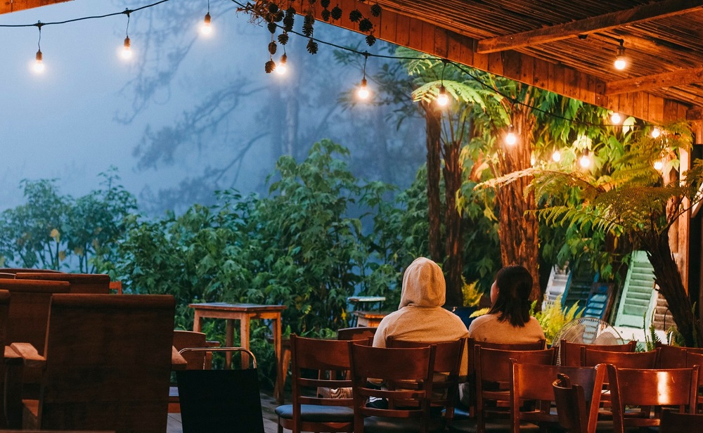 Vietnam hammock cafes_4