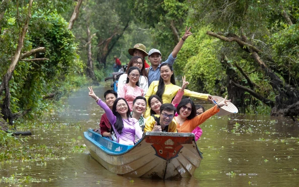 Vietnam wildlife tours_1