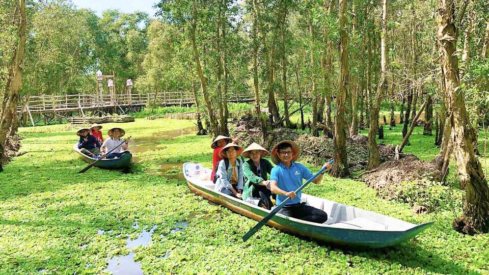 Vietnam wildlife tours_thumb