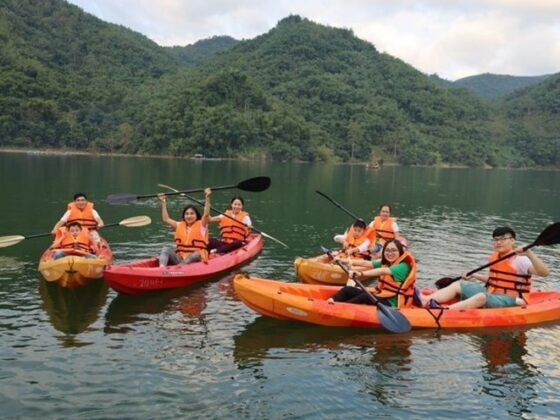 best places to kayak in Vietnam_thumb