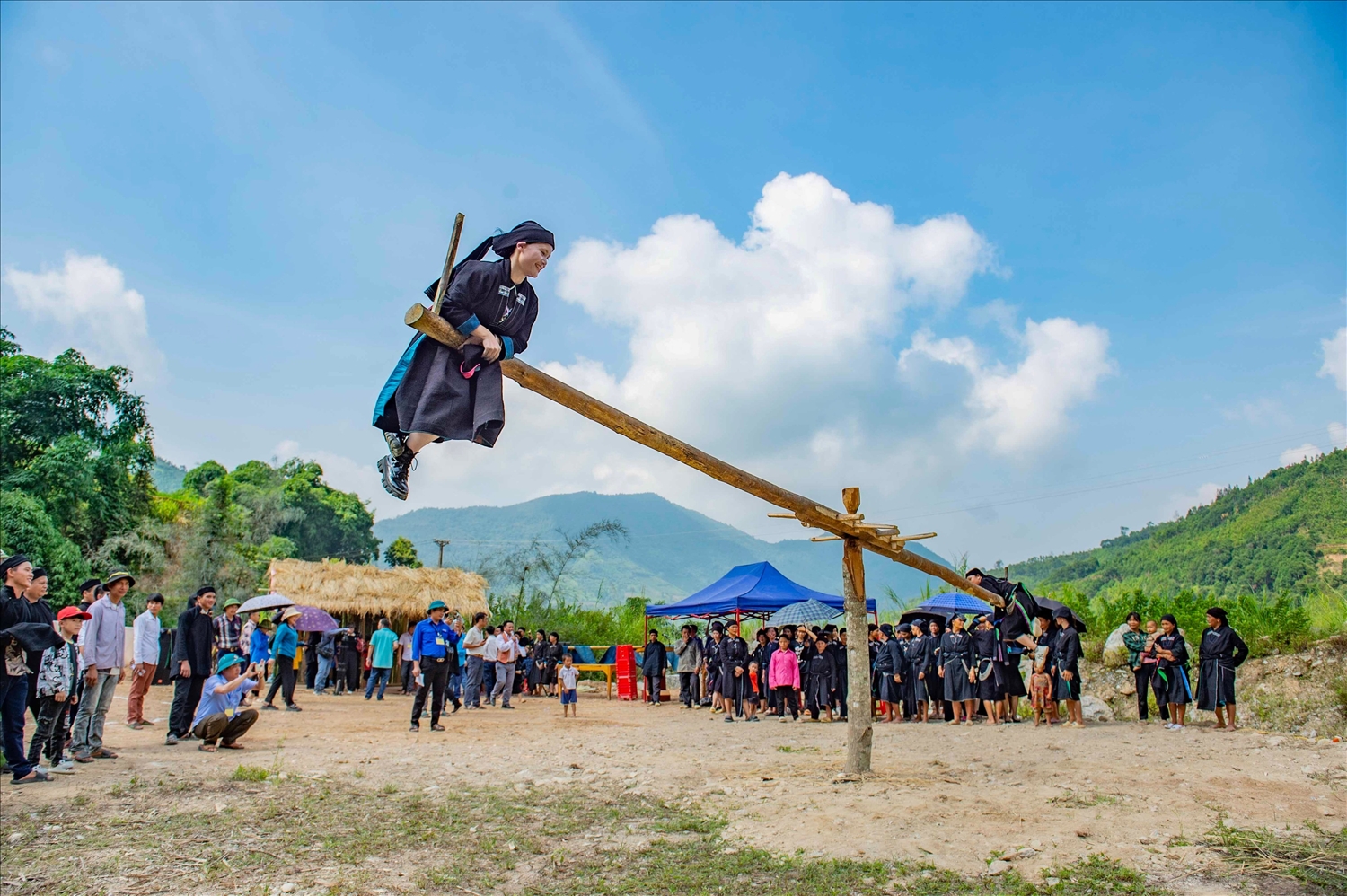 La Chi ethnic group Vietnam_5