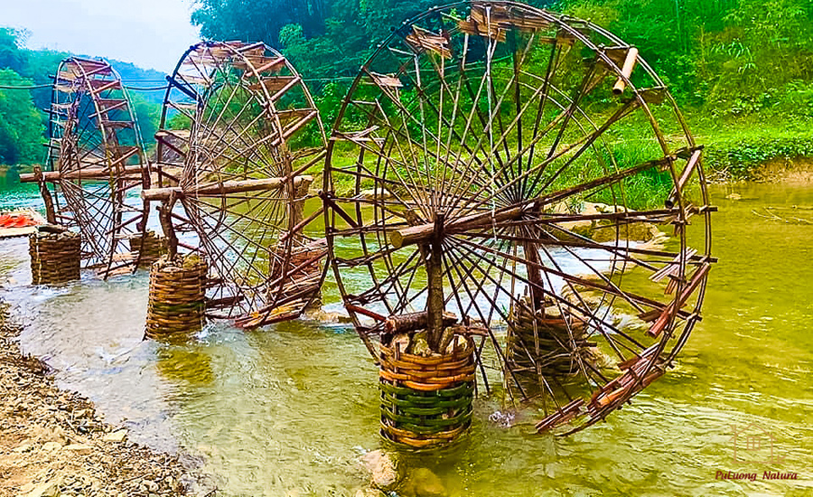 bamboo water wheels Vietnam_1