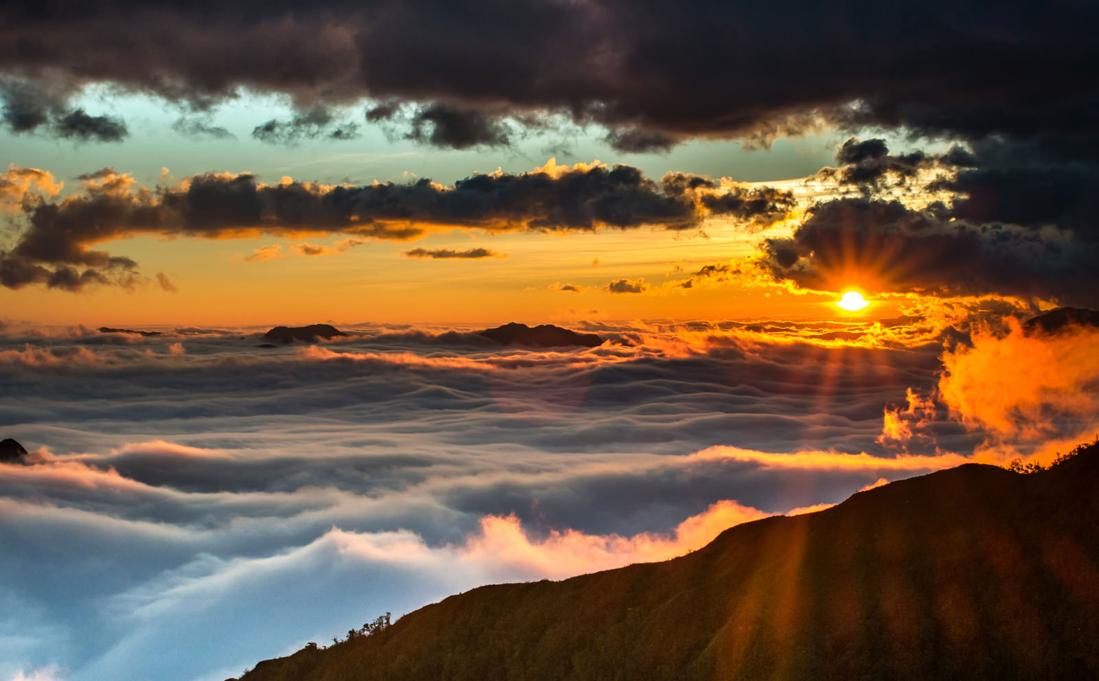 top sunrise peaks Vietnam_3