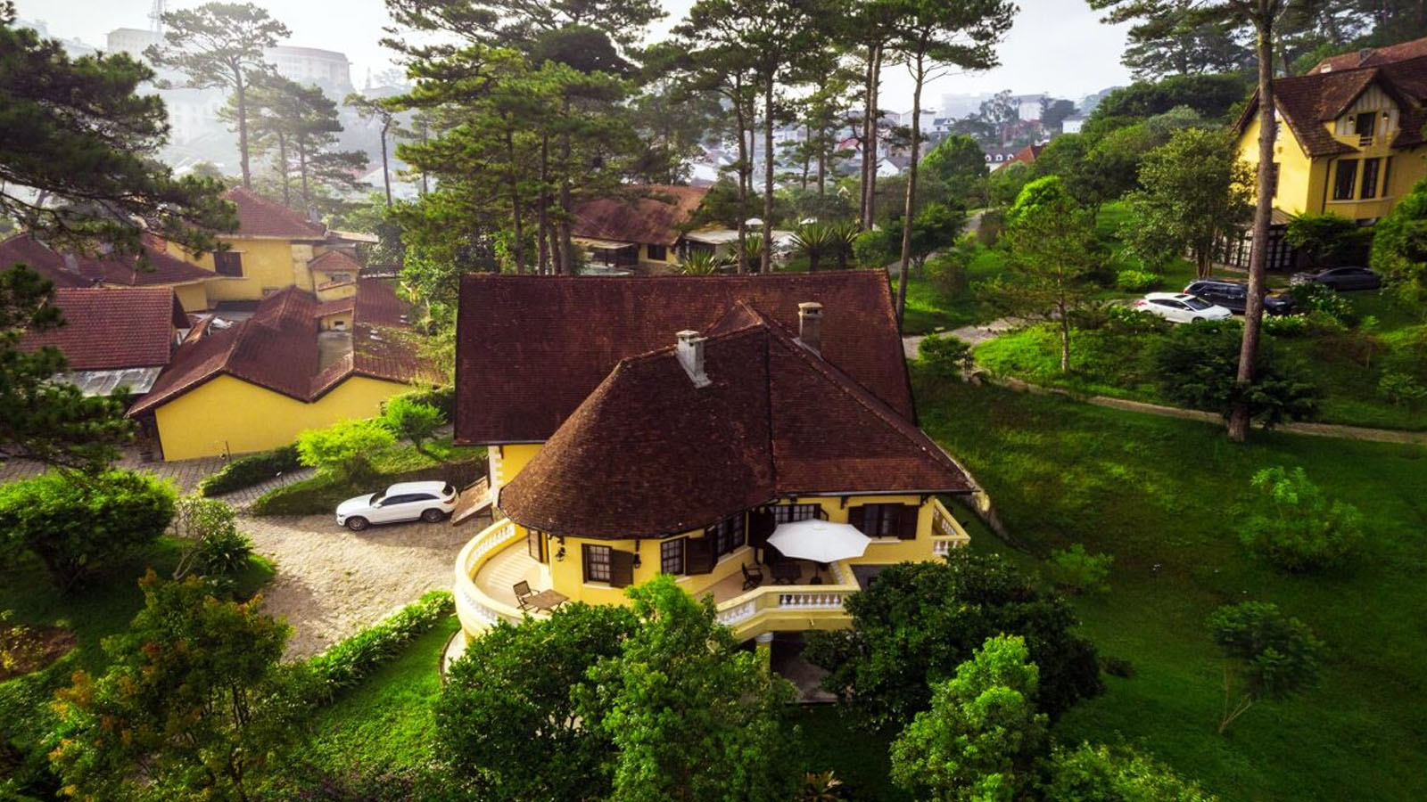 French colonial architecture ruins Vietnam_1