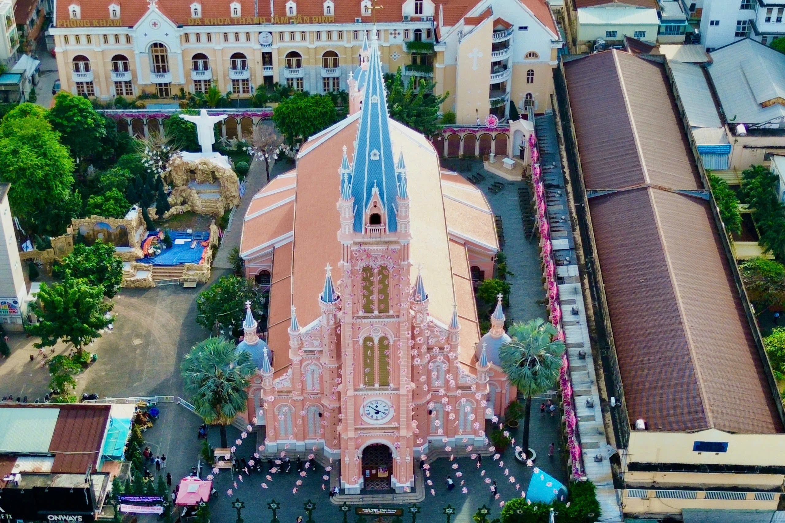 Pink Church Ho Chi Minh City_4